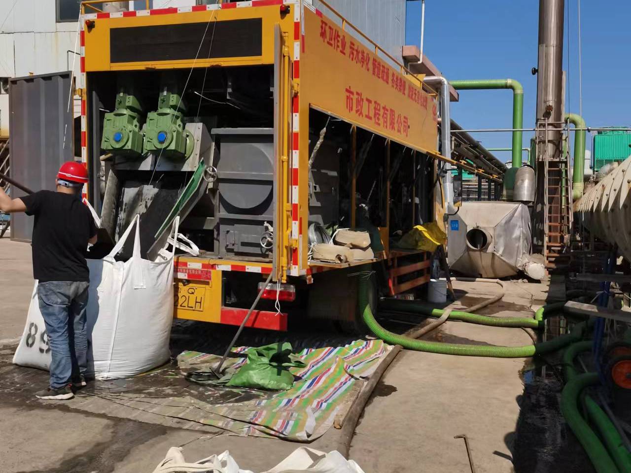 池州淤泥压干处理